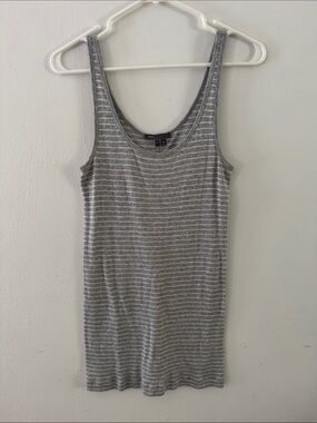 Vince Gray & White Striped Scoop Tank Sz L
